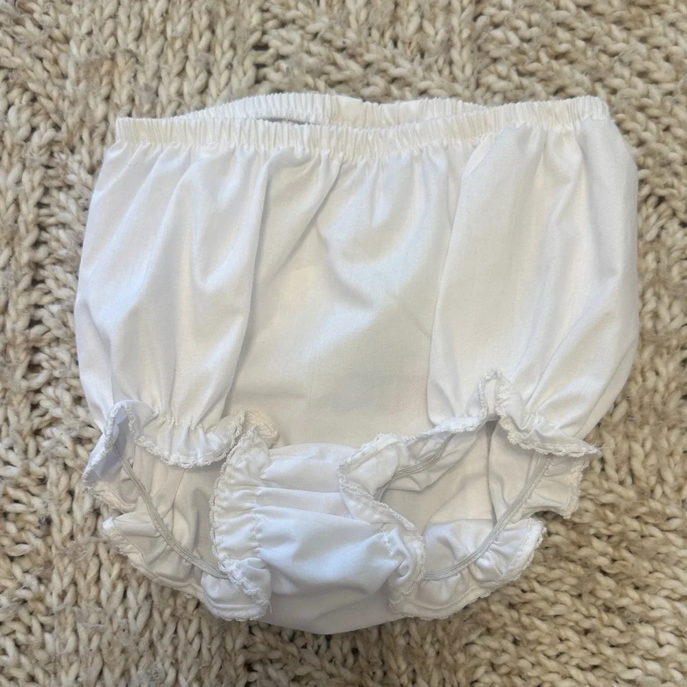 EUC White Baby Bloomers with holly berry Embroidery 18/24